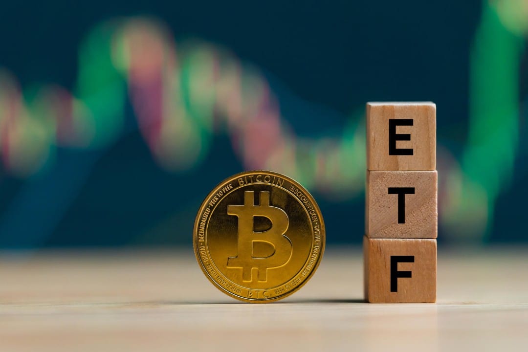 bitcoin etfs uitstroom